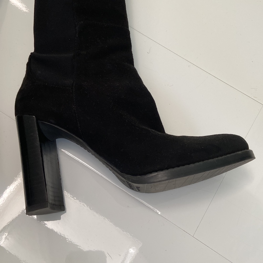 Stuart Weitzman Highjack Suede Otk Boot. - image 8